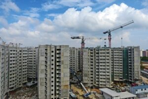 cantiere, complesso condominiale in costruzione